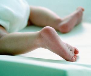 Fetiţă româncă de doar 7 zile, decedată în Kallithea. Părinţii au dus-o iniţial la un spital veterinar