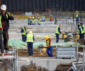 Domeniile în care se vor face concedieri masive şi se vor desfiinţa posturi în 2026