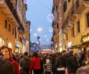 Orașele pe care turiștii sunt sfătuiți să le evite în 2026. De ce au ajuns pe lista neagră