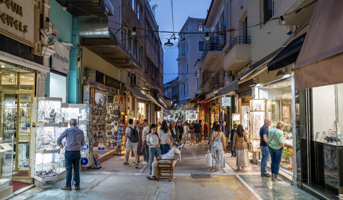 Țara care își vrea cetățenii din diaspora înapoi. Le dă 10.000 de euro să se mute acasă