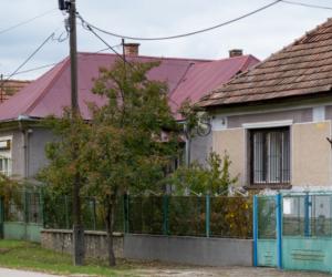Satul cu 400 de locuitori unde o casă cu grădină costă doar 12.000 de lei. Românii au început deja să cumpere