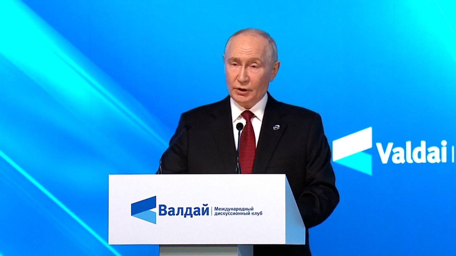 Rusia a început operațiunea mușamalizarea după cazurile de ciumă. China ia măsuri, iar Trump îl sună pe Putin