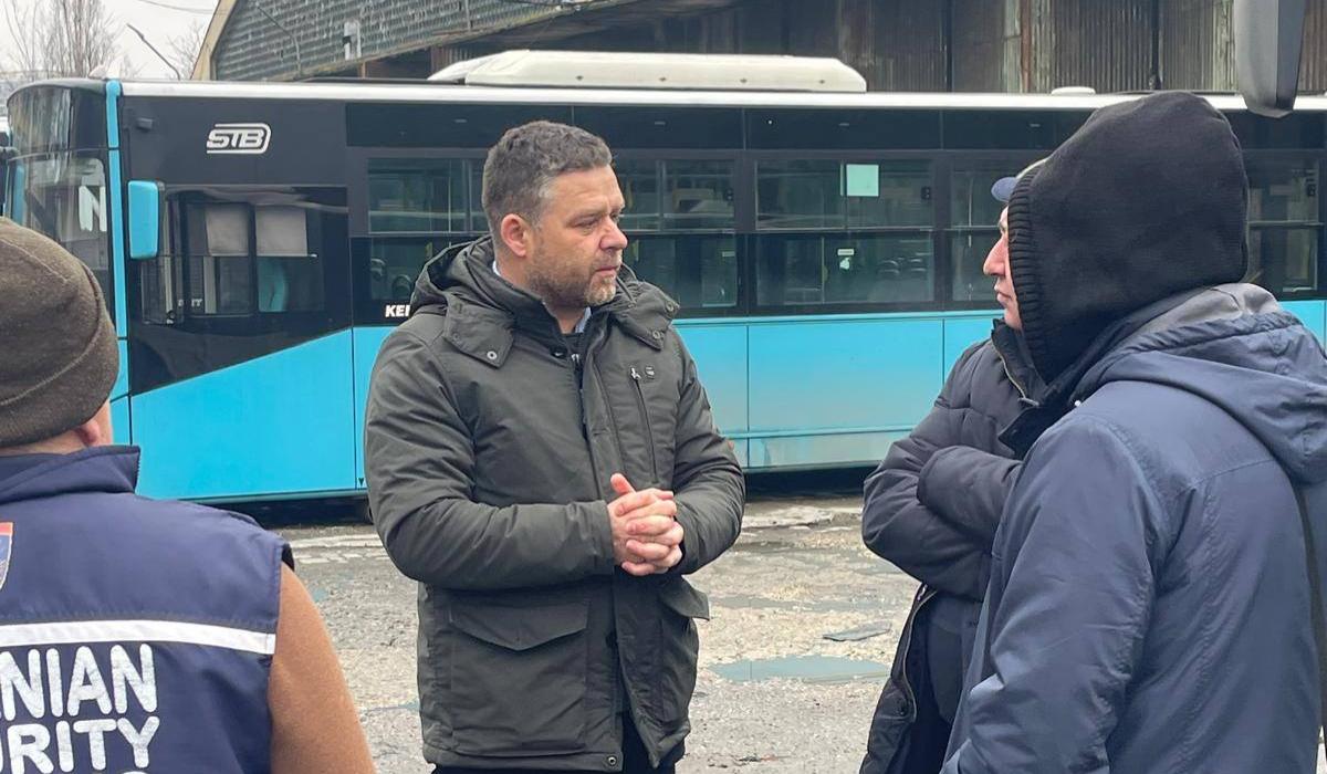 Primarul Ciucu: STB consumă cât o primărie de sector, sunt 200 de directori şi şefi