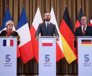 Cele cinci mari puteri militare europene și-au unit forțele să producă, într-un an, drone autonome ieftine