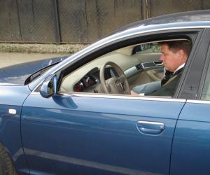 O maşină de protocol a fostului preşedinte Klaus Iohannis, scoasă la licitaţie de la 1.000 de euro