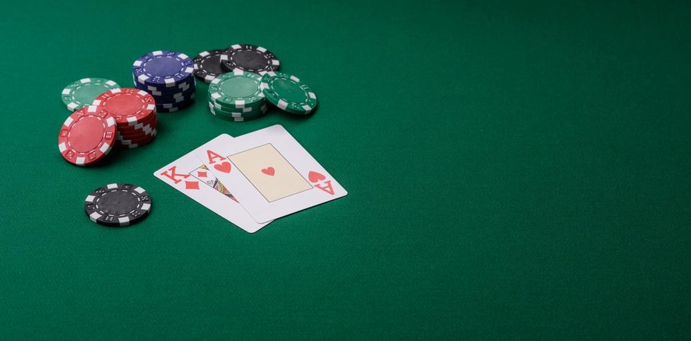 (P) Strategii simple pentru jocurile de casino ce implică decizii, ca blackjack-ul