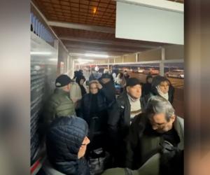 EXCLUSIV. Românii evacuaţi prin Egipt povestesc prin ce au trecut: taxe peste taxe şi bunuri furate din bagaje