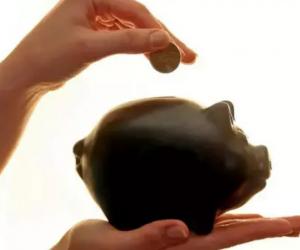 Când intră alocațiile pentru copii pe card în aprilie 2026. Ce trebuie să ştie părinţii