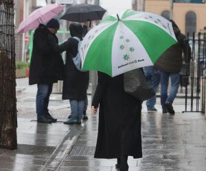 Informare meteo de vânt de peste 80 km/h la munte și ploi moderate până duminică