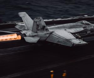 Iranul spune că "așteaptă" un atac terestru american şi e pregătit să riposteze