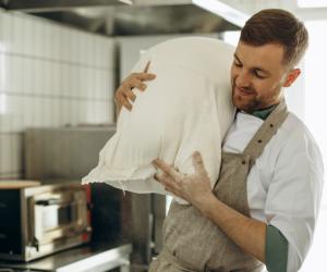 Industria care are nevoie urgentă de 1.800 de angajaţi în ţară. Doar la Sibiu se caută 400 de oameni