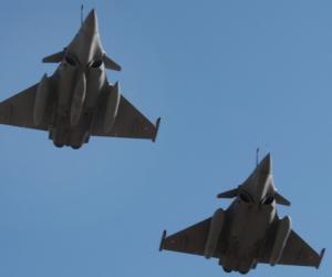 România, invitată oficial să intre sub umbrela nucleară a Franţei. CSAT-ul va decide