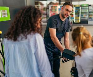 Cât câștigă un patron de benzinărie în plină criză a carburanţilor: "Nici cei apropiați nu mă cred"