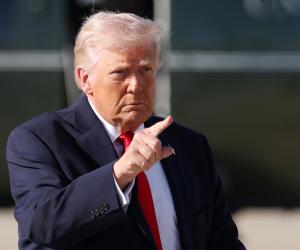 Blocada SUA asupra Strâmtorii Ormuz a intrat în vigoare. Petrolul a depășit din nou 100 de dolari/baril