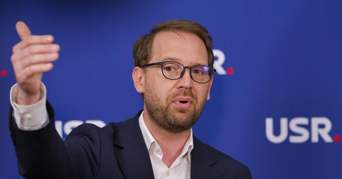 Poza pentru articolul Fritz: "PSD se minte singur crezând că poate să decidă toată soarta României. USR rămâne lângă Bolojan"