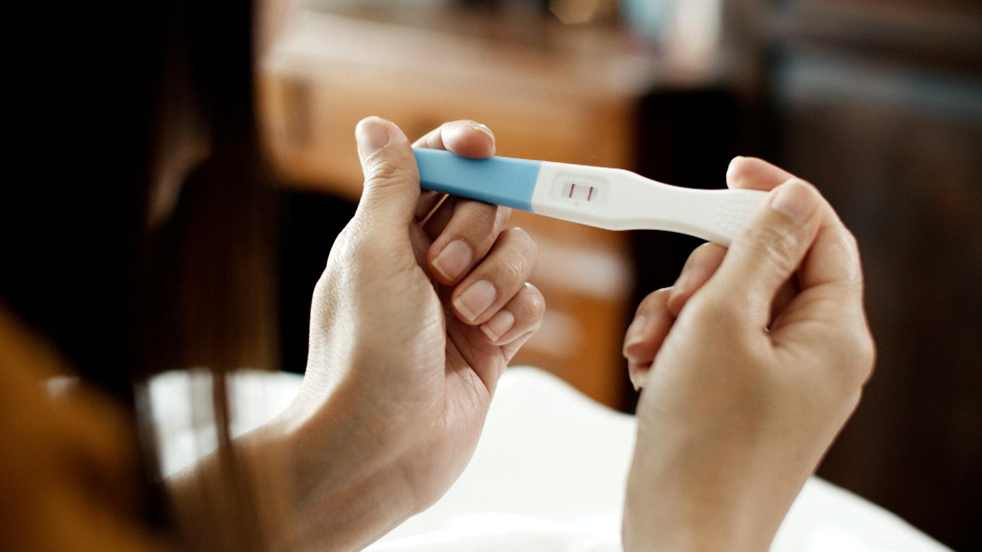 Programul "Fertilizare in vitro" continuă până în 2030. Ce valoare au voucherele oferite de Guvern