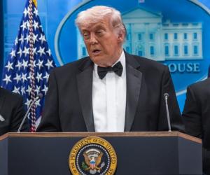 Trump nu-şi mai trimite emisarii în Pakistan pentru negocieri cu Iranul. "Ne pot suna dacă vor"