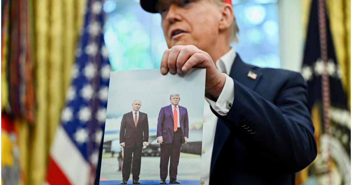 Donald Trump a vorbit cu Putin la telefon: Vreau să-ţi închei războiul