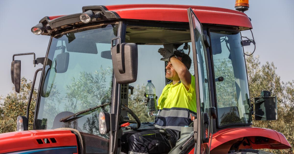 Se caută români care știu meserie. Salarii de până la 6.100 de euro