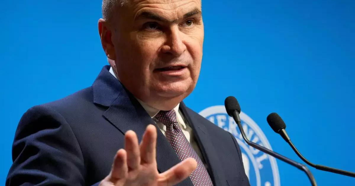 Bolojan: Bugetul de stat, folosit ca o "pușculiță" de administrațiile neperformante. N-a mai fost posibil
