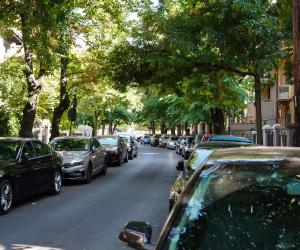 Reguli noi pentru parcări în București de la 1 mai: cine mai beneficiază de gratuitate