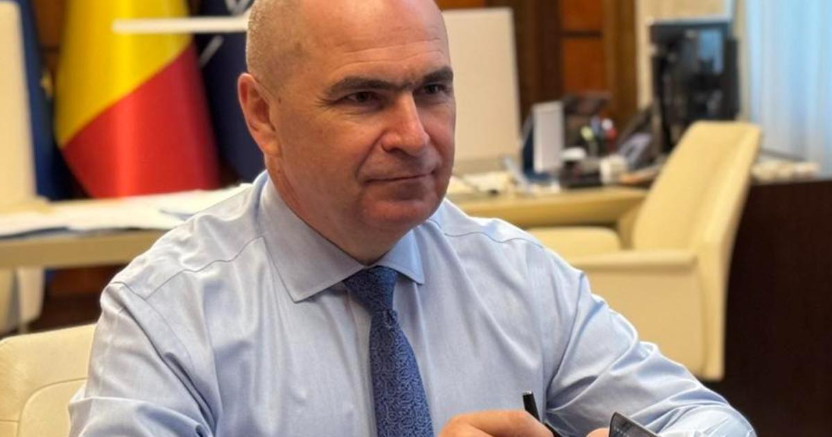 Bolojan, de Ziua Independenţei Naţionale: "Să ducem România mai departe, prin muncă şi decizii corecte"