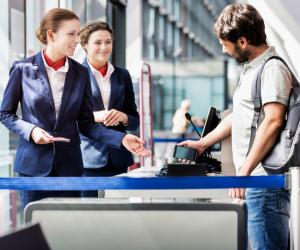 O companie aeriană, prezentă și la noi, ieftinește biletele cu până la 200 €. Cele mai populare rute