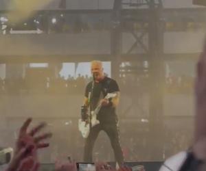 Țeapă cu bilete la Metallica. Fani lăsați la poartă deşi au plătit: Le cumpărasem de pe un site ultra cunoscut