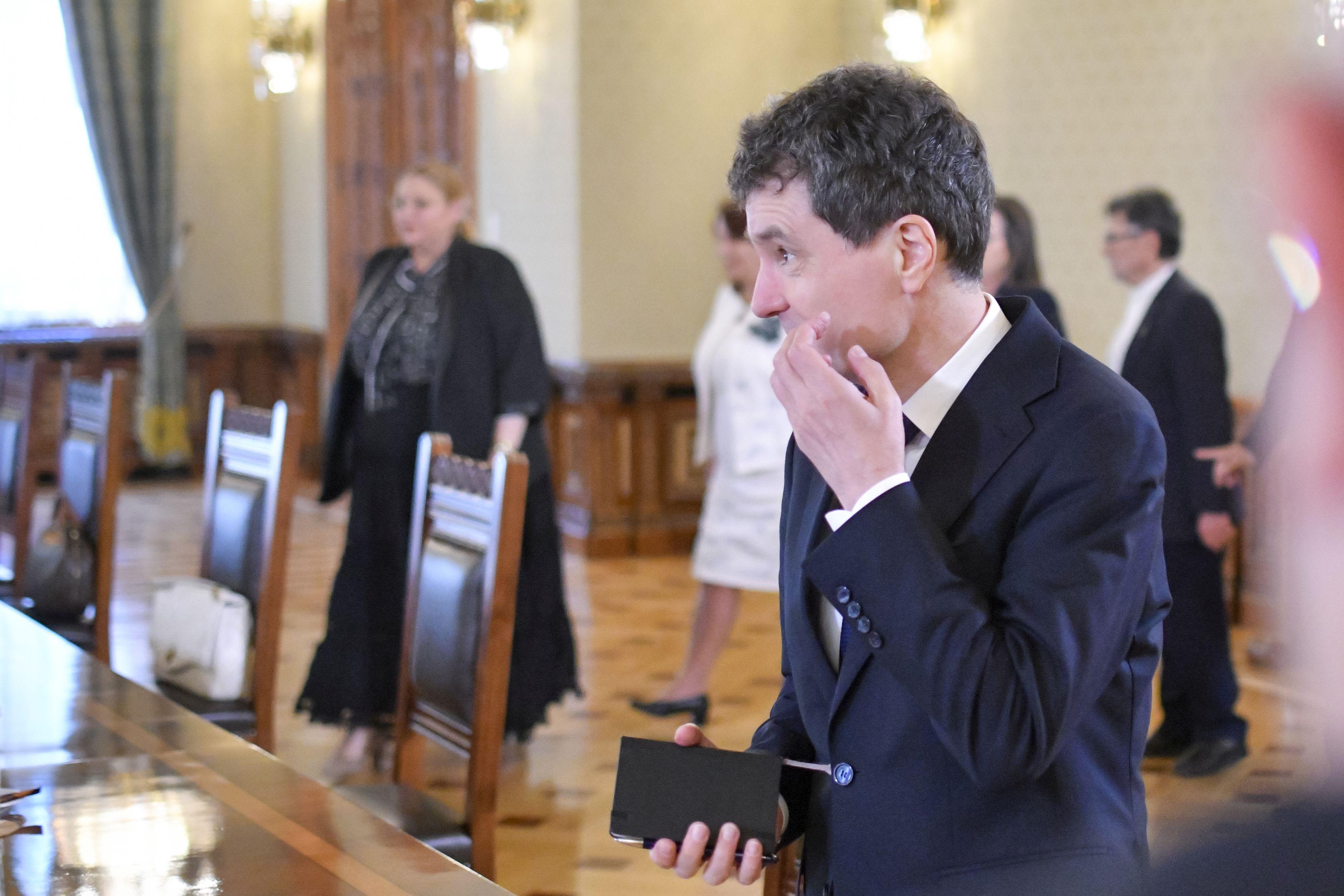 Nouă rundă de consultări la Cotroceni săptămâna viitoare. Când ar putea fi desemnat un nou premier