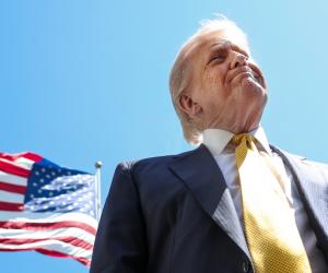 Donald Trump şi fiii săi au primit imunitate fiscală "pe viaţă". Cum au învins fiscul american