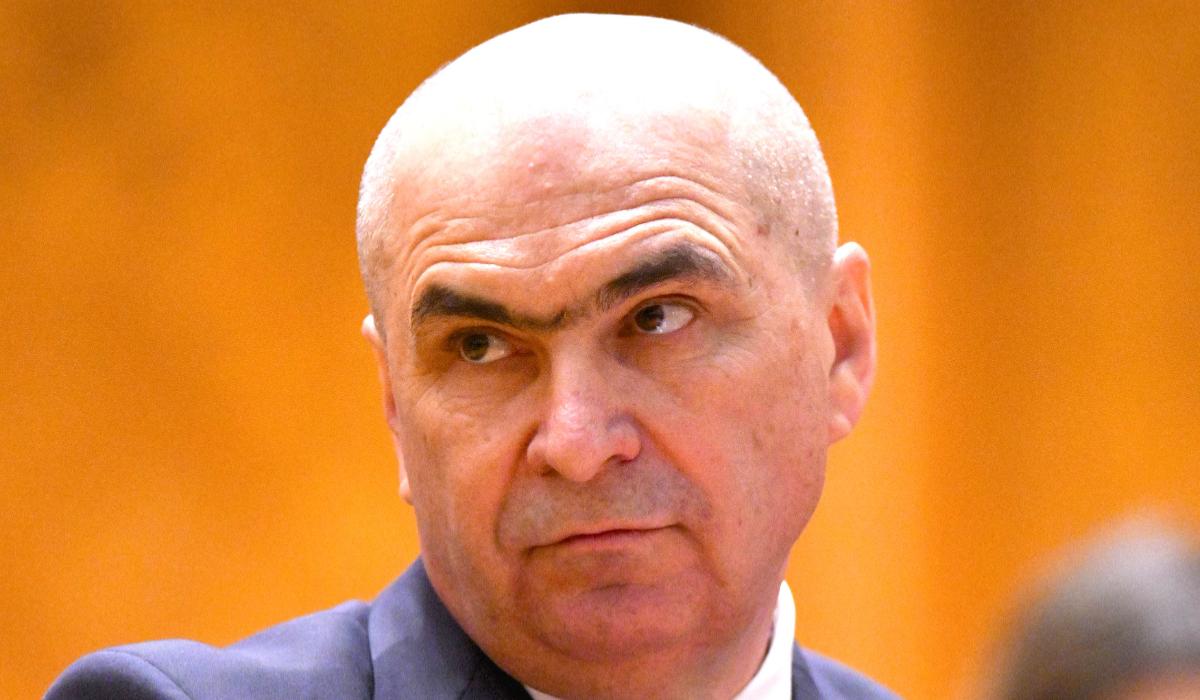 Bolojan: "Cea mai proastă situaţie este să existe un grup mare de parlamentari care nu sunt afiliaţi nicăieri"