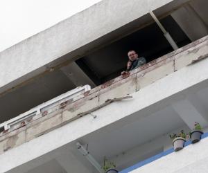"Nimeni nu se mai simte în siguranţă". Reportaj BBC din blocul lovit de drona rusească la Galaţi