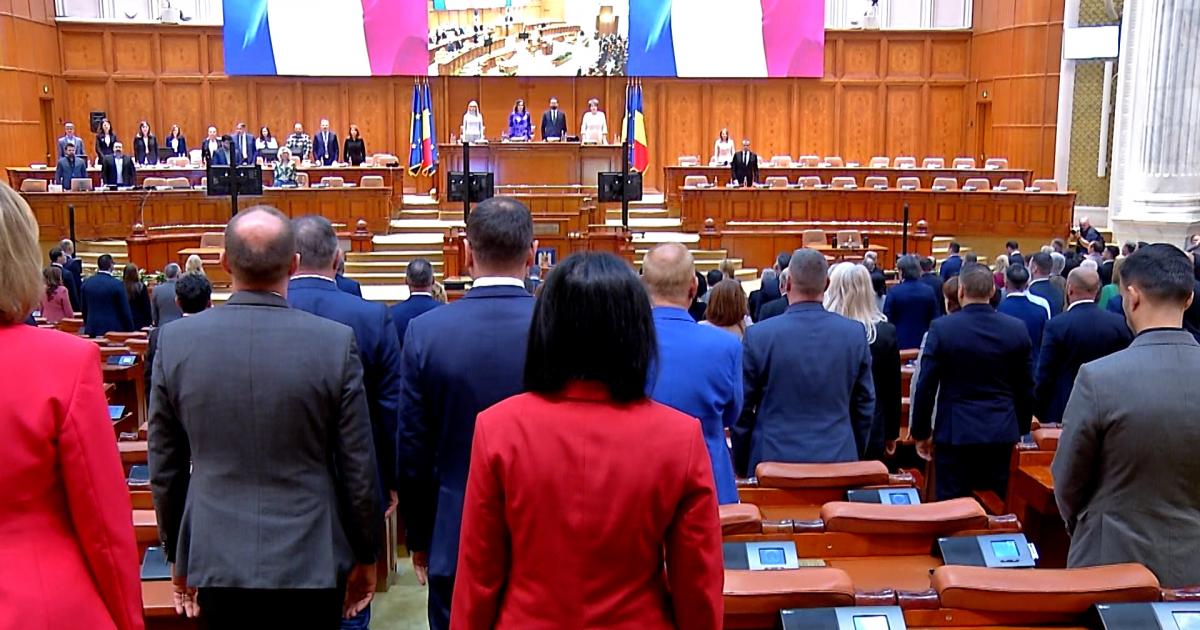 Poza pentru articolul Negocieri om la om înaintea moţiunii. Ce va face PNL dacă PSD şi AUR dărâmă Guvernul