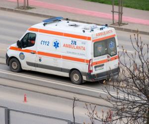 Un copil de 8 ani s-a înecat într-o baltă din Neudorf chiar sub ochii fraţilor săi. A fost scos inconştient