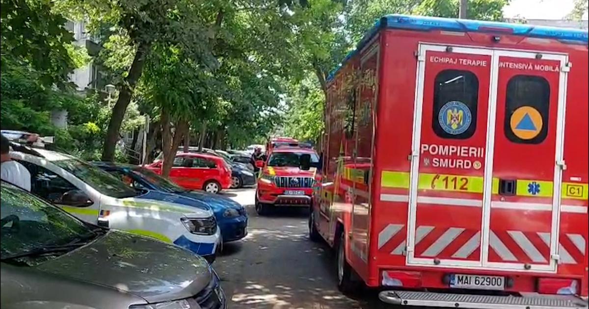 Noi detalii în cazul copilului mort de foame în Galaţi. Tatăl plecat în străinătate ar fi alertat poliţia