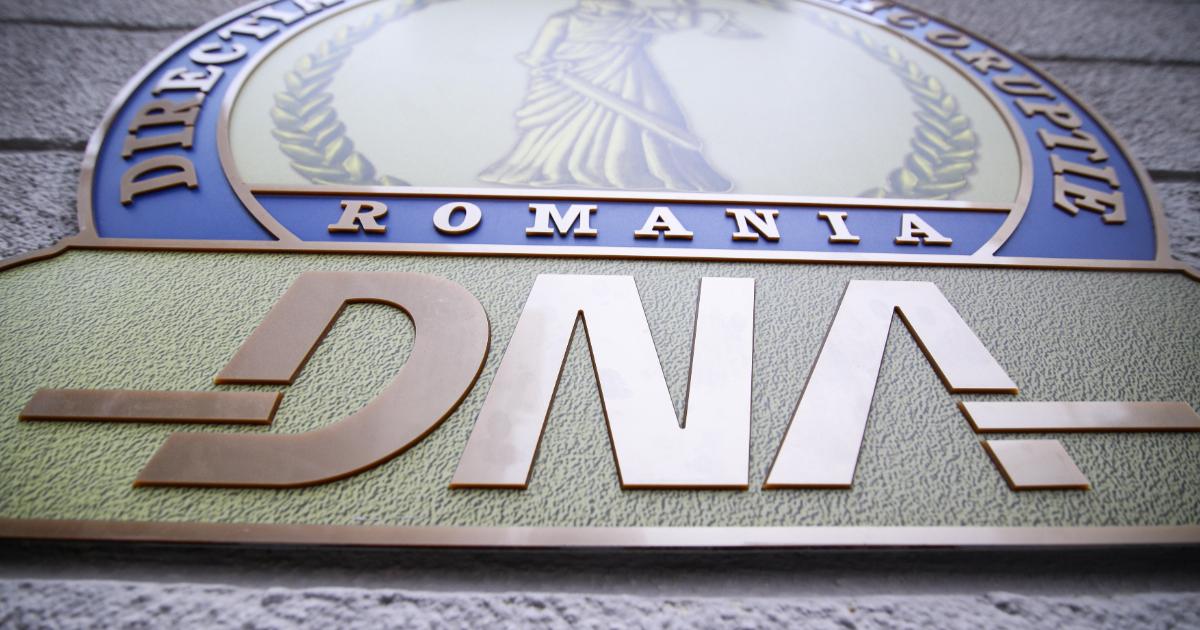 Poza pentru articolul Evaziune de 10 milioane de euro la firme de livrare. Cum ar fi fost folosiţi mii de curieri fără forme legale