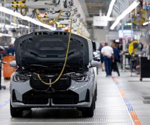 Gigantul auto care ar putea tăia până la 7.700 de locuri de muncă. Compania intră în negocieri cu angajaţii