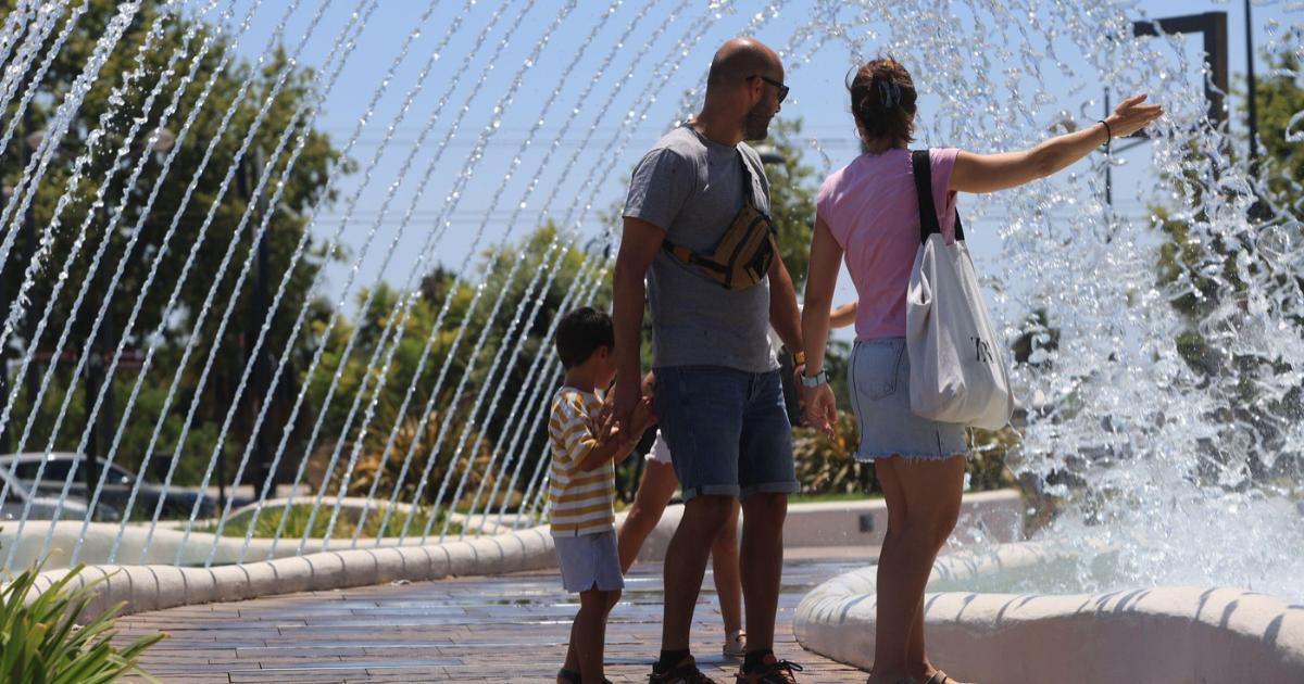 ANM anunță caniculă de până la 36 de grade și furtuni puternice