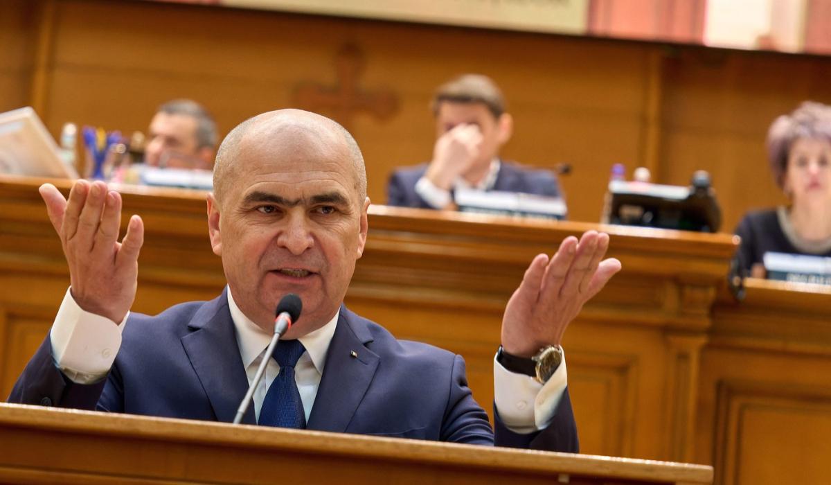 Bolojan vrea sesiune extraordinară în iulie pentru proiectele din PNRR: Parlamentarii pot vota online