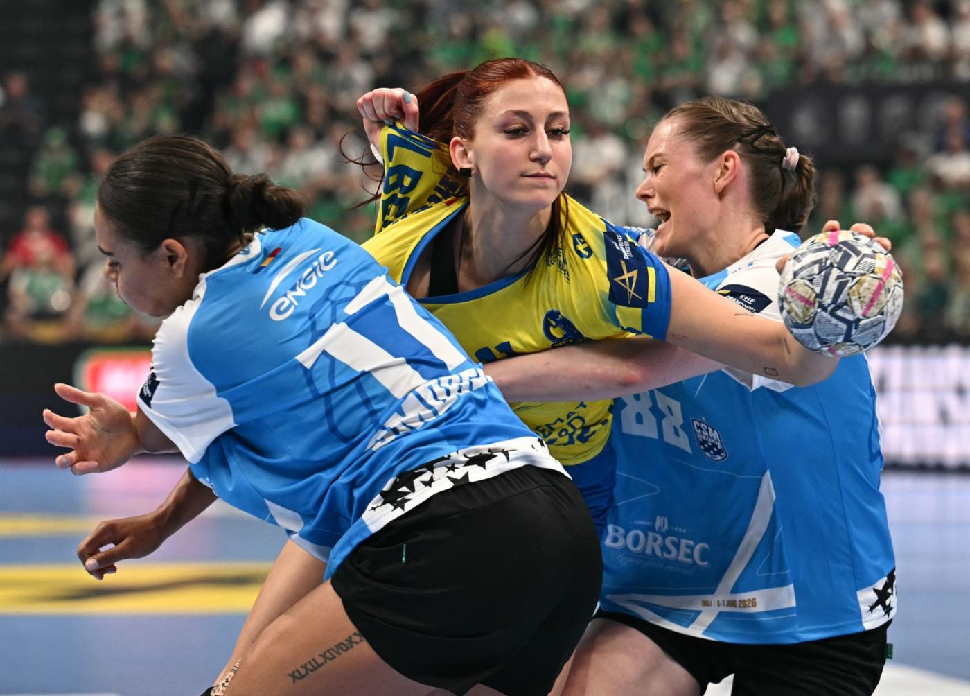 CSM Bucureşti a ratat calificarea în finala Ligii Campionilor. Metz a învins cu 32-27