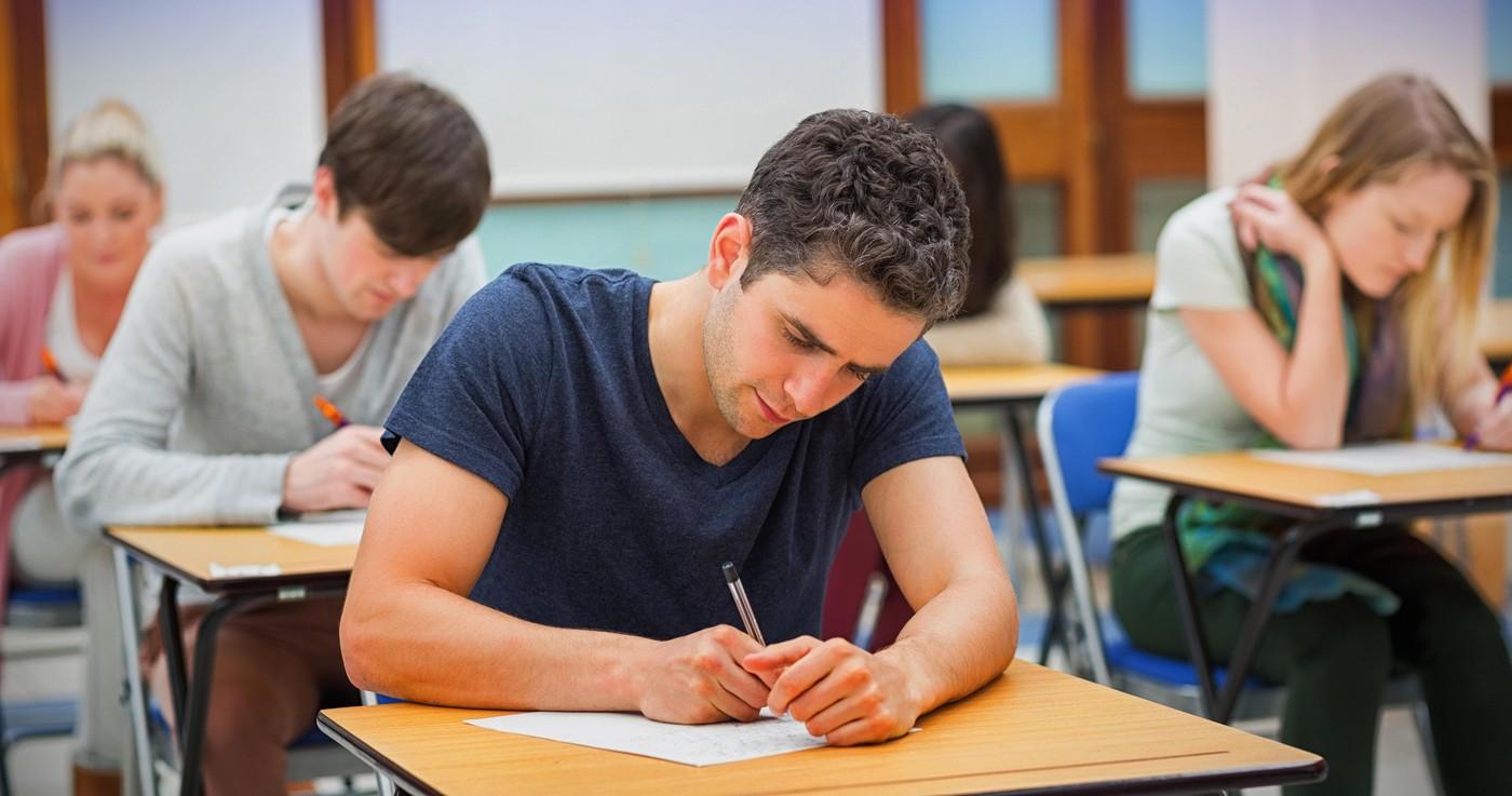 BAC 2026 începe pe 8 iunie. Peste 130.000 de candidați intră în examen. Calendarul complet al probelor