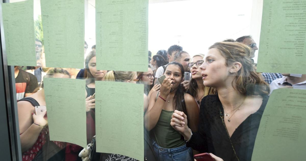 Poza pentru articolul Un elev din Vrancea a luat 10 la Limba română la BAC, după contestaţie. Iniţial primise 8,55