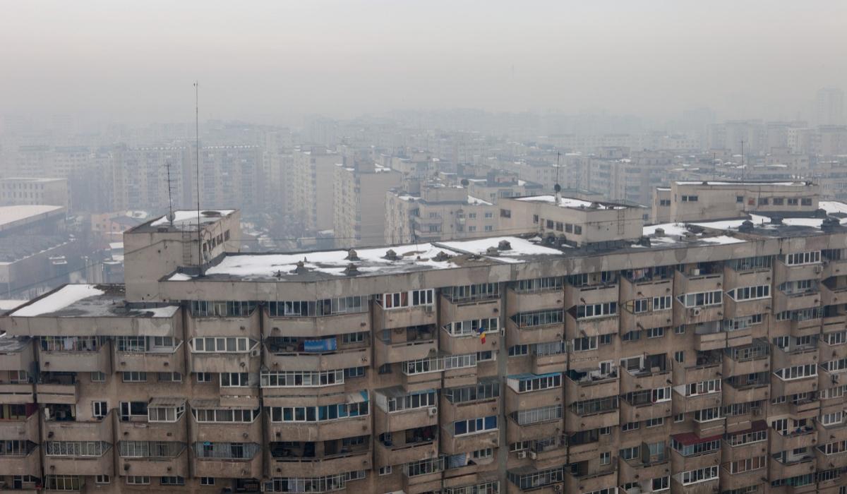 The Guardian: Peste 200 de apartamente ilegale în București. Pericolul uriaș la care sunt expuși turiștii