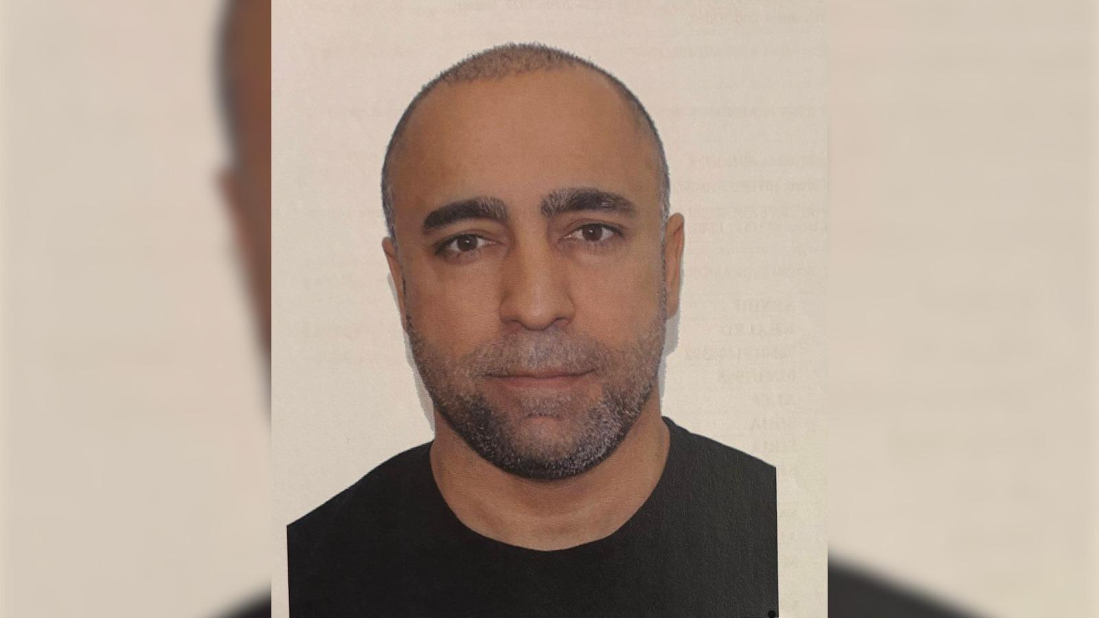 Un sirian a fugit de la o percheziție din Pantelimon. A cerut la baie și a sărit de la etajul doi