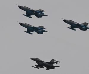 Dronă doborâtă în premieră deasupra României. A fost lovită de racheta unui F-16 al Forţelor Aeriene Române