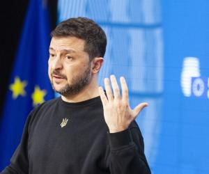 "Nu am timp de discuții". Zelenski explică de ce i-a demis pe ministrul Apărării și pe șeful armatei