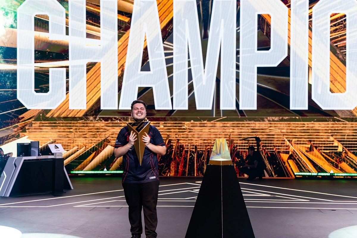 Răzvan Puiu, campion mondial la EA Sports FC