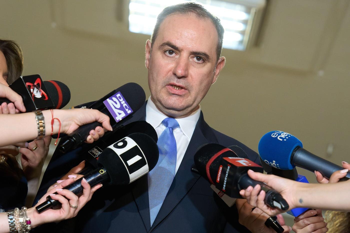 Ministrul de Finanțe avertizează că România are un "risc real de criză de aprovizionare cu carburanți"
