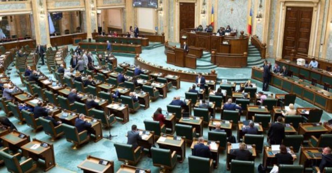Demnitarii, obligați să depună declarații de interese financiare. Ce se întâmplă cu declarațiile de avere