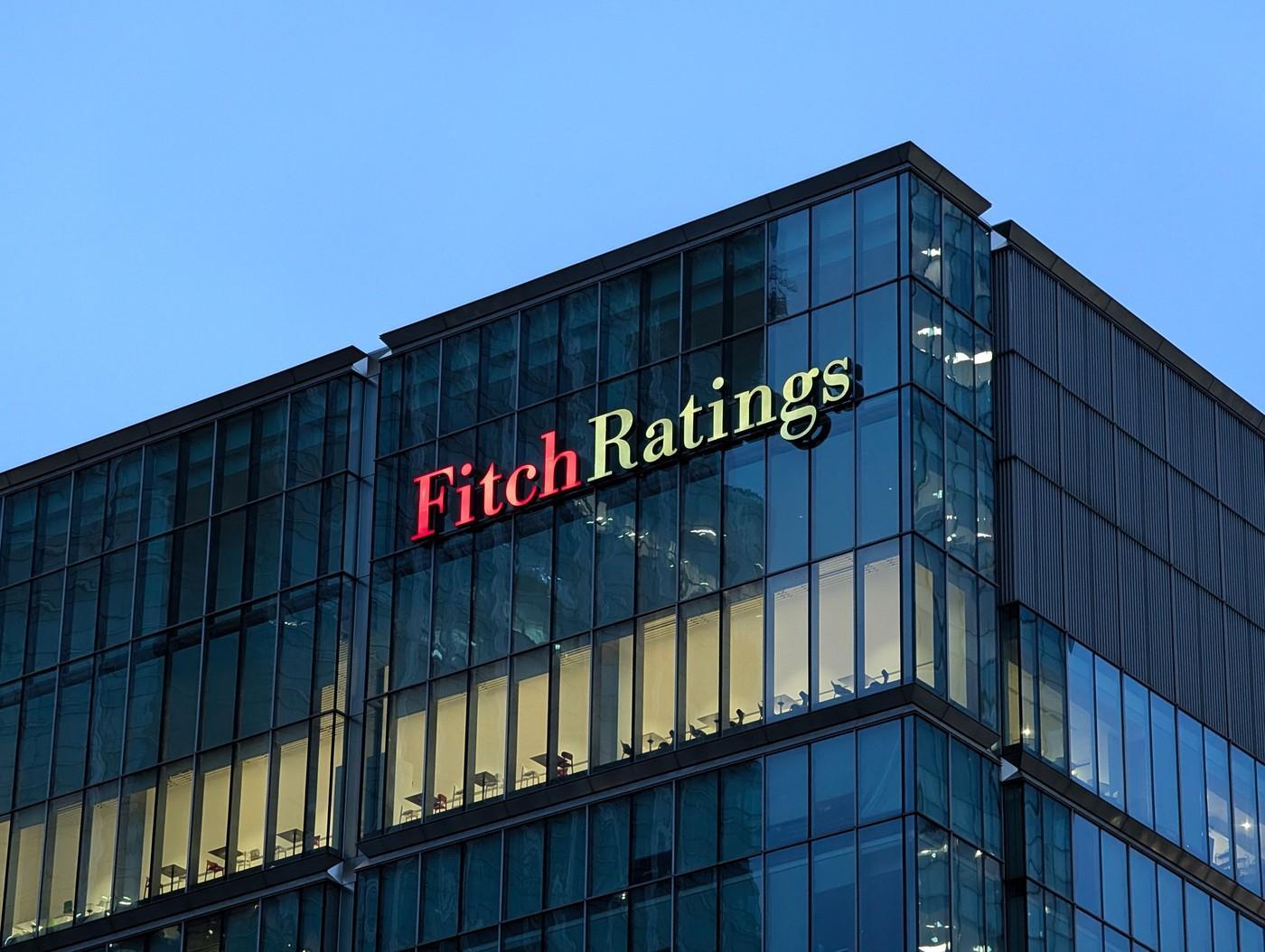 Fitch menține ratingul. România evită retrogradarea la "junk" - surse